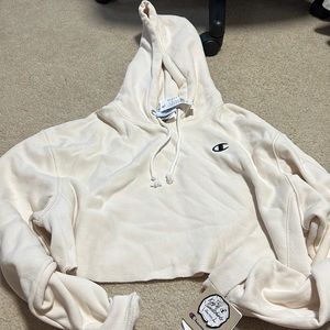 Champion cropped hoodie brand new never worn with tags still